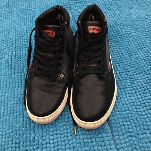 mens levi tennis shoes